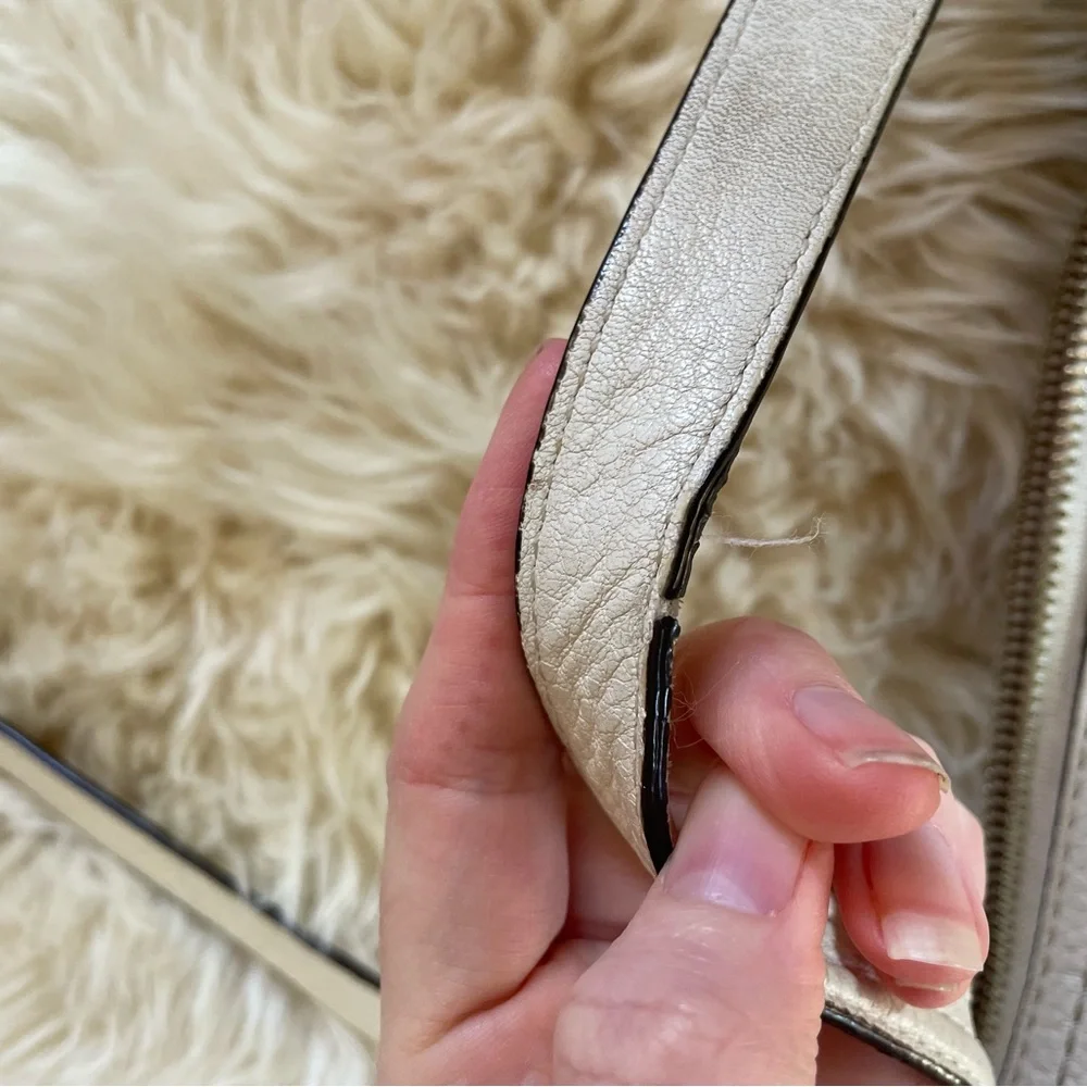 Vtg Coach Poppy Avery hobo/crossbody bag white pebbled leather